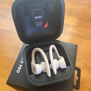 BEATS by Dre Wireless Bluetooth Earphones
